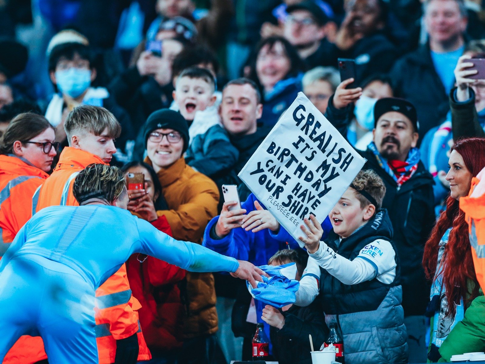 不仅凸显了 不仅凸显了