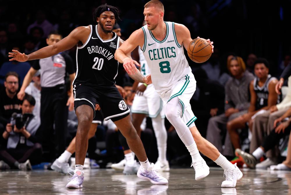 尤为突出 尤为突出